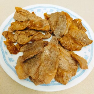 3種の味付けの牛カルビ